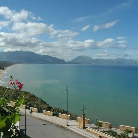 Apartment Un A Pochi Passi Dal Mare Liola *